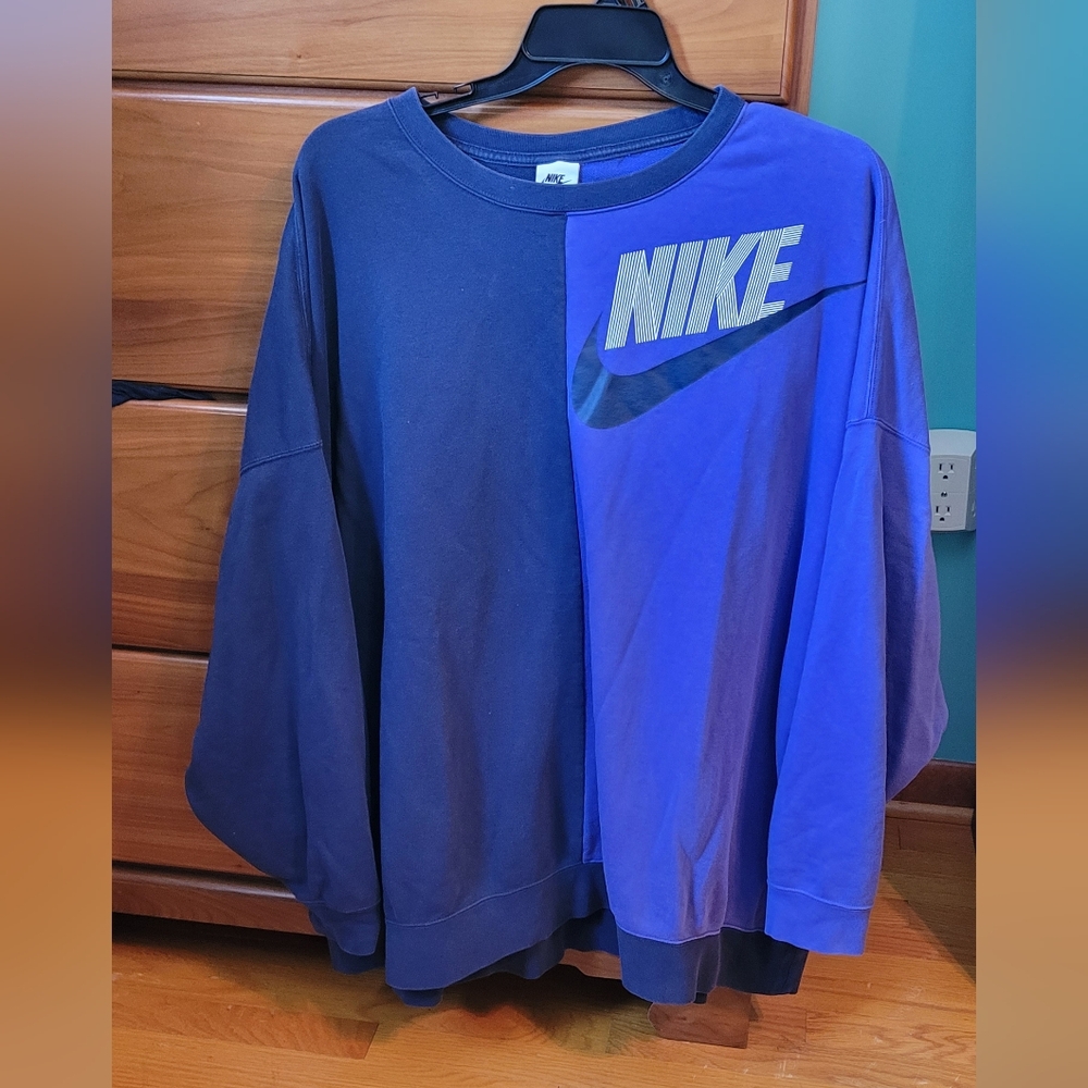Nike Blue and Purple Sweatshirt